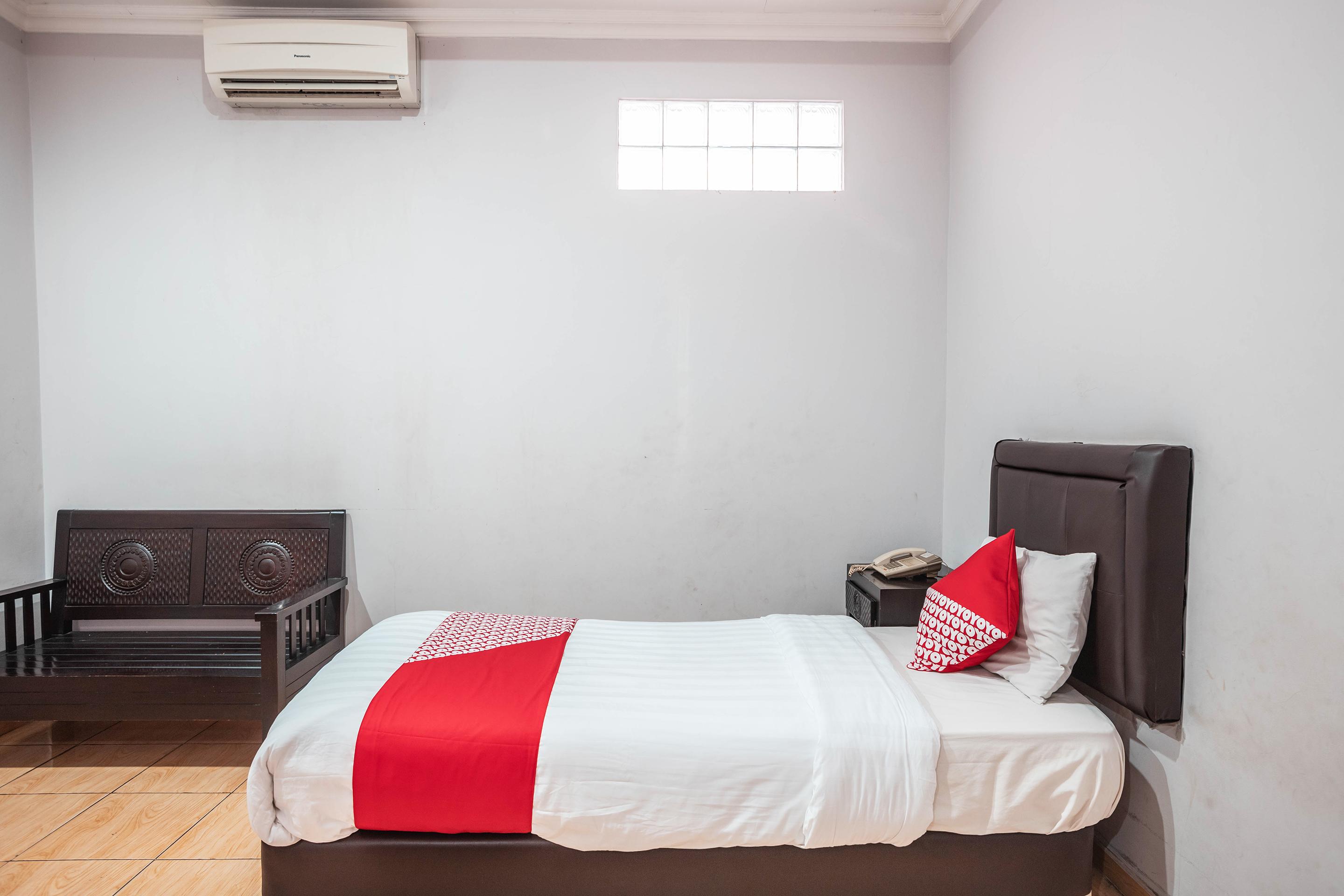 Super Oyo 686 Bunga Karang Hotel Bekasi Zewnętrze zdjęcie