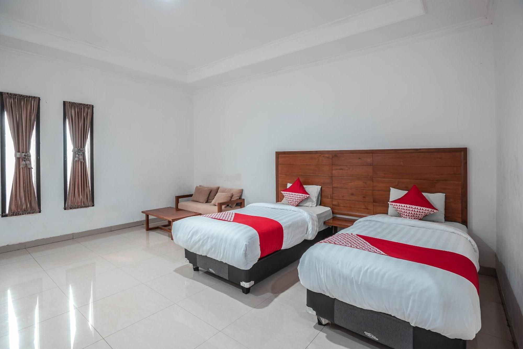 Super Oyo 686 Bunga Karang Hotel Bekasi Zewnętrze zdjęcie
