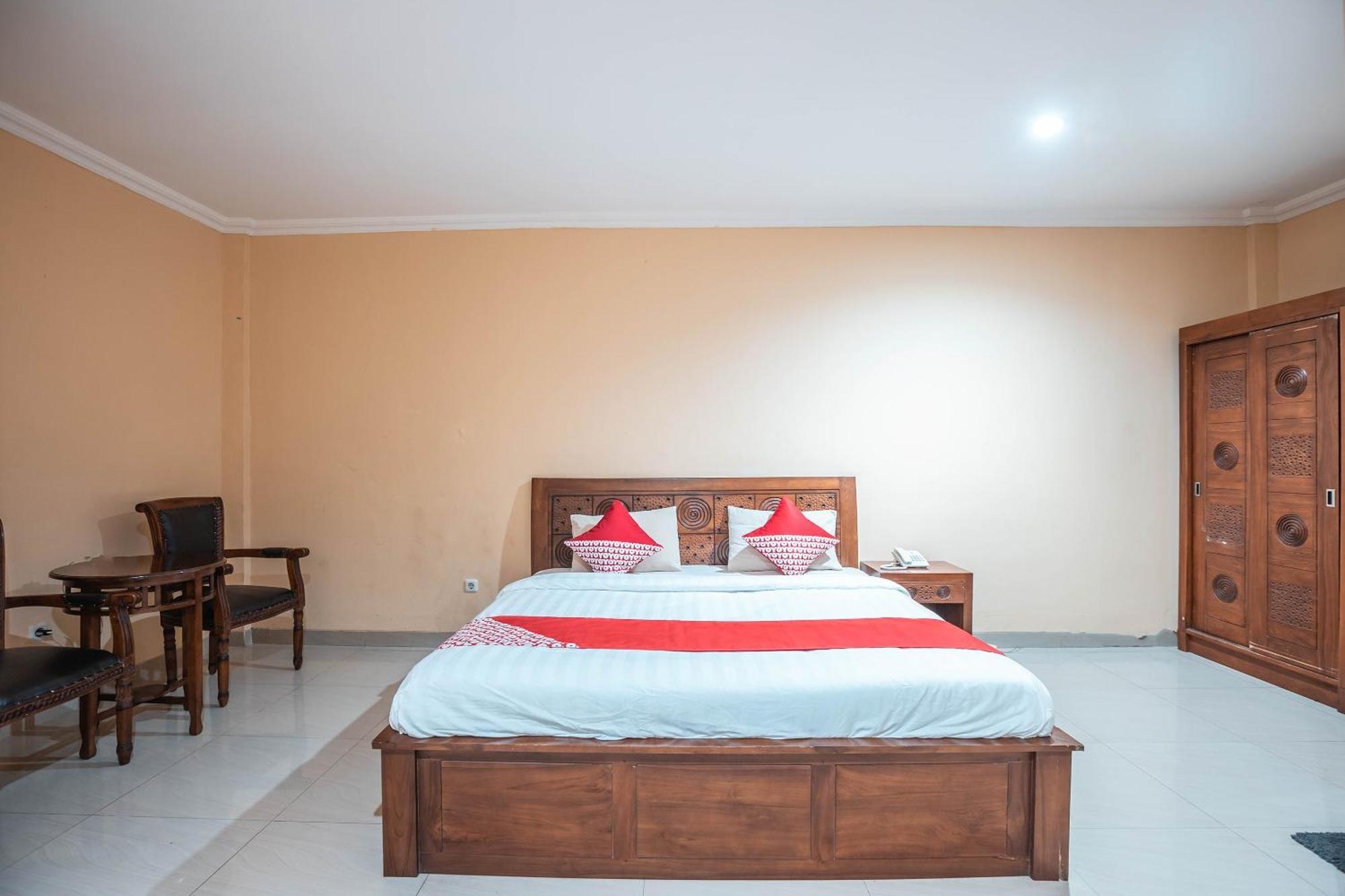 Super Oyo 686 Bunga Karang Hotel Bekasi Zewnętrze zdjęcie