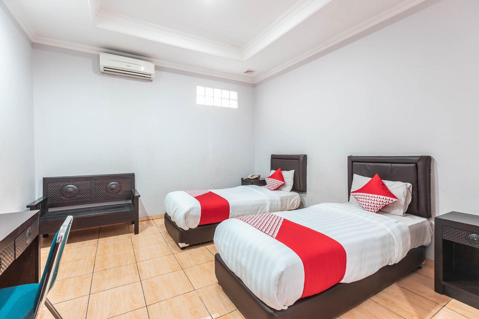 Super Oyo 686 Bunga Karang Hotel Bekasi Zewnętrze zdjęcie