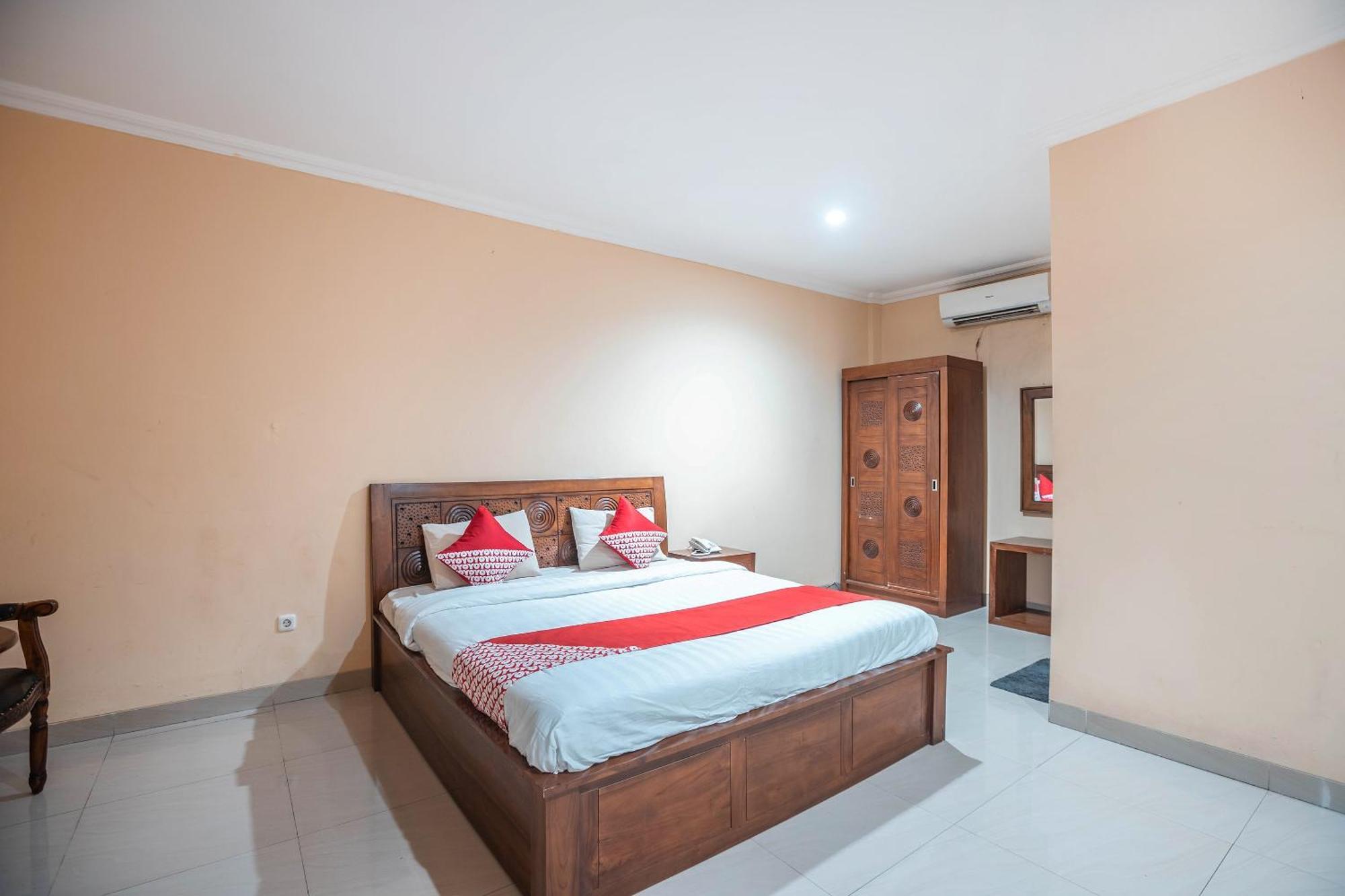 Super Oyo 686 Bunga Karang Hotel Bekasi Zewnętrze zdjęcie