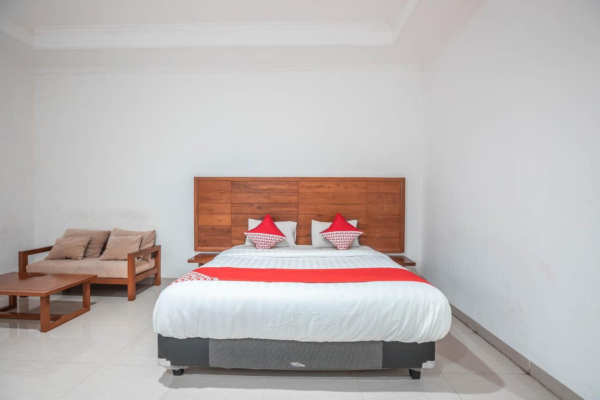 Super Oyo 686 Bunga Karang Hotel Bekasi Zewnętrze zdjęcie