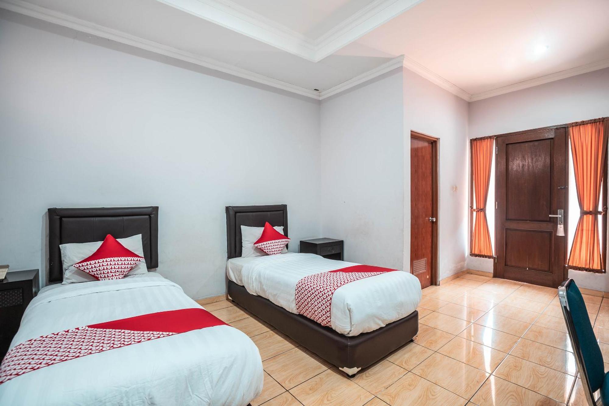 Super Oyo 686 Bunga Karang Hotel Bekasi Zewnętrze zdjęcie